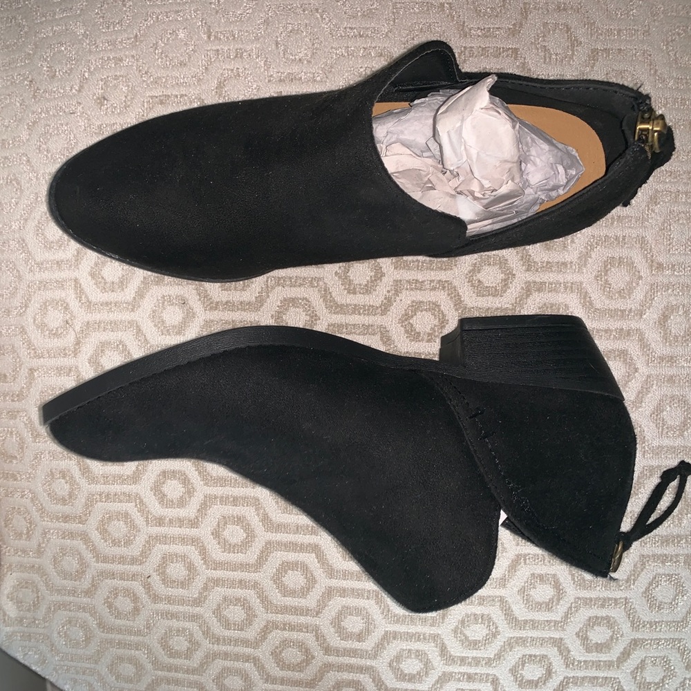 Booties - Picture 5 of 7